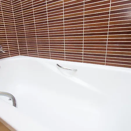 Lovely Flat In Shopping Zone *